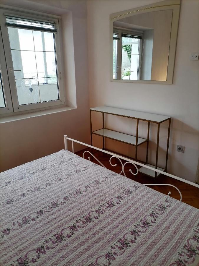 Apartman Marijana 诺维·维诺多尔斯基 外观 照片